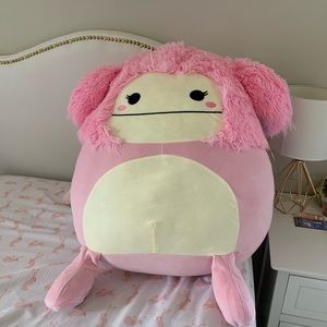 Meet your Posher, Halie